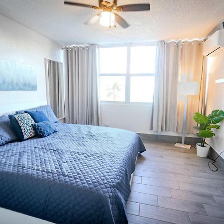 Family Beach Getaway- Isla Verde Paradise San Juan Exterior photo